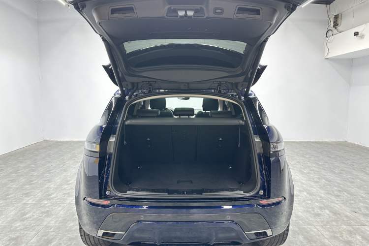 Used Land Rover Range Evoque 2021 Range Rover Velar L 249PS R-Dynamic First Edition Exterior 10