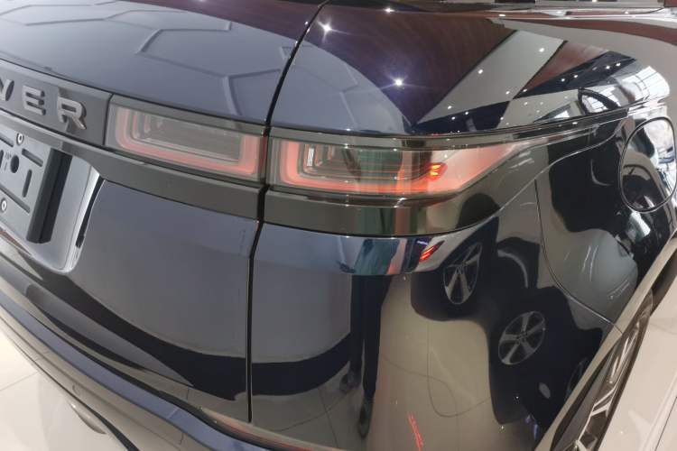 Used Land Rover Range Evoque 2021 Range Rover Velar 249 PS R-Dynamic S Performance Edition Exterior 3