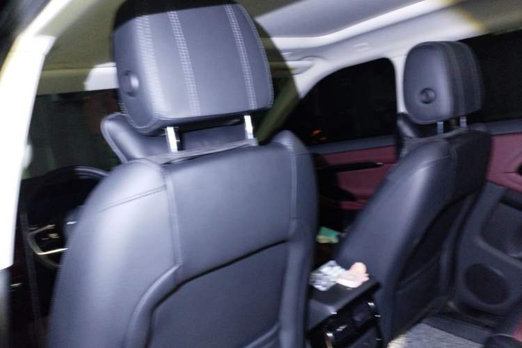 Used Land Rover Range Evoque 2021 Range Rover Velar L 249PS R-Dynamic First Edition Headliner