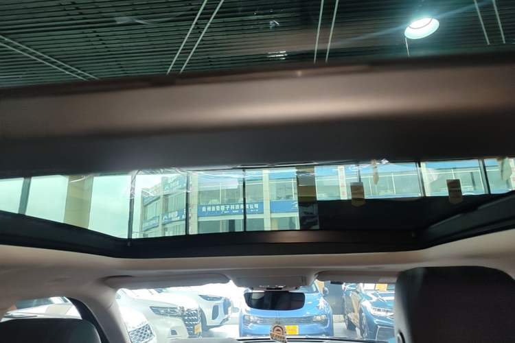 Used Land Rover Range Evoque 2021 Range Rover Velar L 249PS R-Dynamic First Edition Headliner