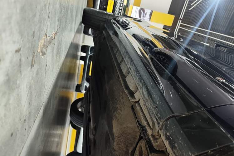 Used Land Rover Range Evoque 2021 Range Rover Velar L 249PS R-Dynamic First Edition Right Side Sill