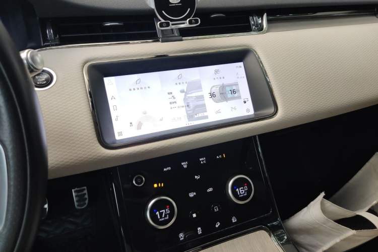 Used Land Rover Range Evoque 2021 Range Rover Velar 249 PS R-Dynamic S Performance Edition Audio And AC Panel