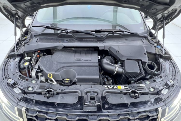 Used Land Rover Range Evoque 2021 Range Rover Velar 249 PS R-Dynamic S Performance Edition Engine Bay