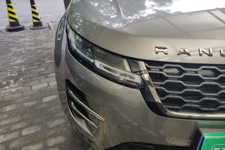 Used Land Rover Range Evoque 2021 Range Rover Velar 249 PS R-Dynamic S Performance Edition Exterior 3