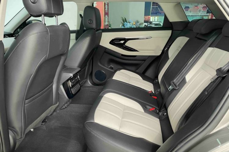 Used Land Rover Range Evoque 2021 Range Rover Velar 249 PS R-Dynamic S Performance Edition Interior 1