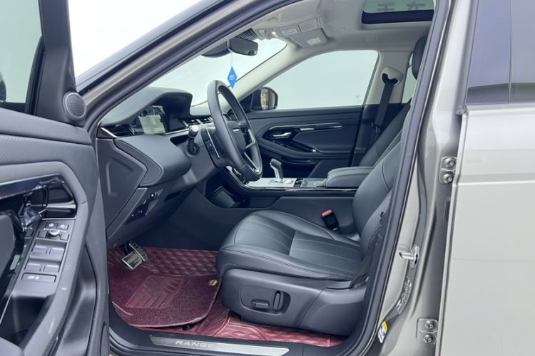 Used Land Rover Range Evoque 2021 Range Rover Velar 249 PS R-Dynamic S Performance Edition Interior 1