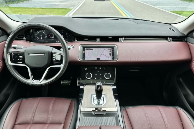 Used Land Rover Range Evoque 2021 Range Rover Velar 249 PS R-Dynamic S Performance Edition Interior 1