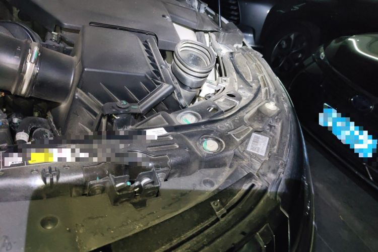Used Land Rover Range Evoque 2021 Range Rover Velar L 249PS R-Dynamic First Edition Engine Bay Left