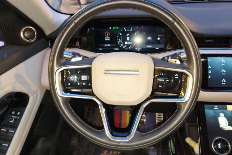 Used Land Rover Range Evoque 2021 Range Rover Velar L 249PS R-Dynamic First Edition Steering Wheel