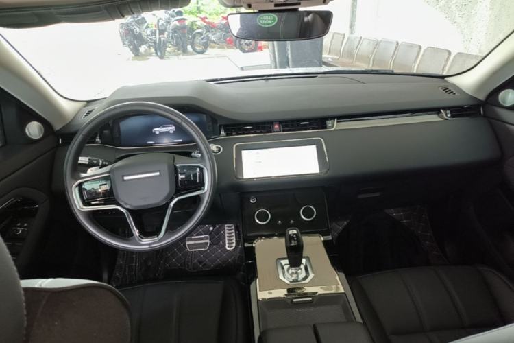 Used Land Rover Range Evoque 2021 Range Rover Velar 249 PS R-Dynamic S Performance Edition Center Console