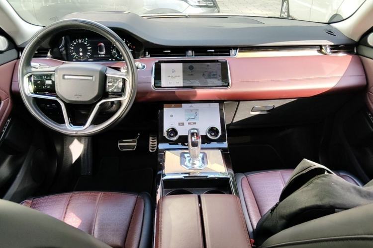 Used Land Rover Range Evoque 2021 Range Rover Velar 249 PS R-Dynamic HSE Luxury Edition Center Console