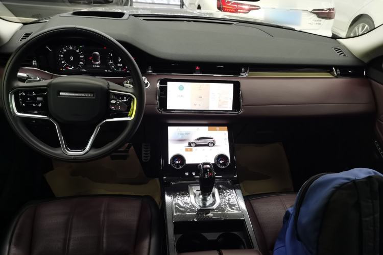 Used Land Rover Range Evoque 2021 Range Rover Velar 249 PS R-Dynamic HSE Luxury Edition Center Console