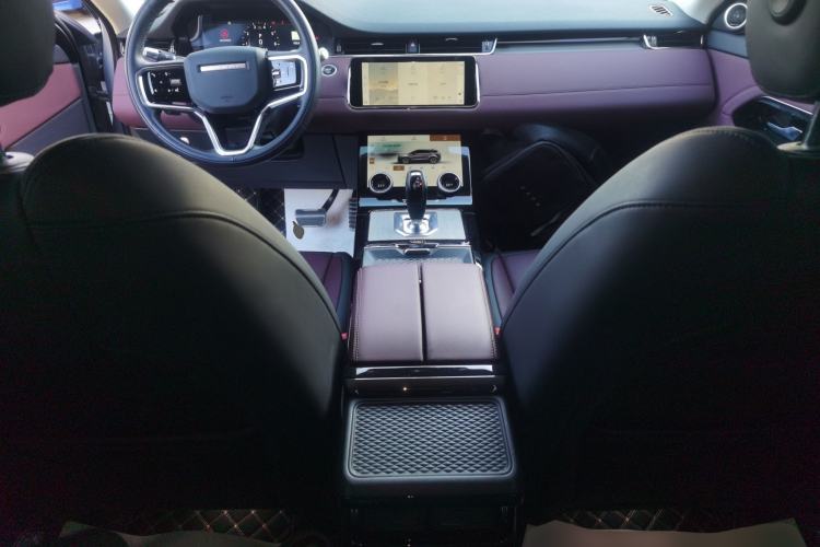 Used Land Rover Range Evoque 2021 Range Rover Velar 249 PS R-Dynamic HSE Luxury Edition Center Console