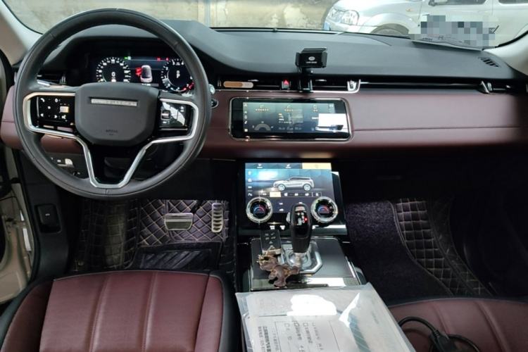 Used Land Rover Range Evoque 2021 Range Rover Velar L 249PS R-Dynamic First Edition Center Console