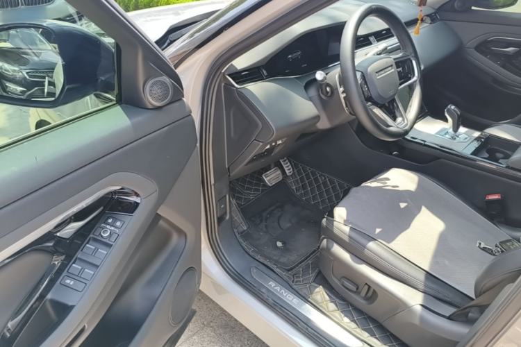Used Land Rover Range Evoque 2021 Range Rover Velar L 249PS R-Dynamic First Edition Driver Seat
