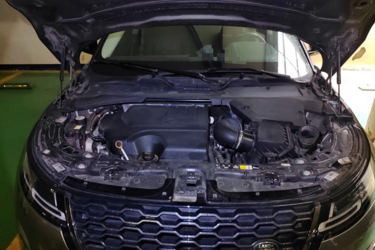 Used Land Rover Range Evoque 2021 Range Rover Velar 249 PS R-Dynamic S Performance Edition Engine Bay