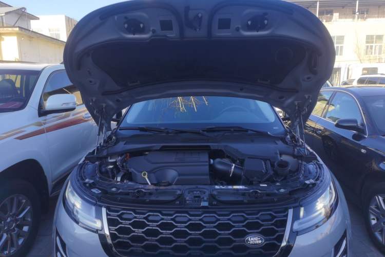 Used Land Rover Range Evoque 2021 Range Rover Velar 249 PS R-Dynamic HSE Luxury Edition Engine Bay