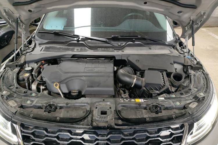 Used Land Rover Range Evoque 2021 Range Rover Velar L 249PS R-Dynamic First Edition Engine Bay