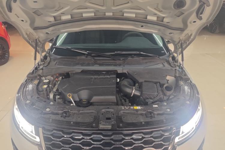 Used Land Rover Range Evoque 2021 Range Rover L 249 PS R-Dynamic SE Luxury Edition Engine Bay