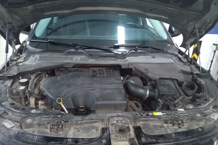 Used Land Rover Range Evoque 2021 Range Rover Evoque 200 PS R-Dynamic Standard Elite Edition Engine Bay
