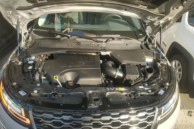 Used Land Rover Range Evoque 2021 Range Rover Velar 249 PS R-Dynamic S Performance Edition Engine Bay