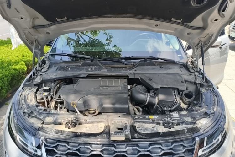 Used Land Rover Range Evoque 2021 Range Rover Velar L 249PS R-Dynamic First Edition Engine Bay