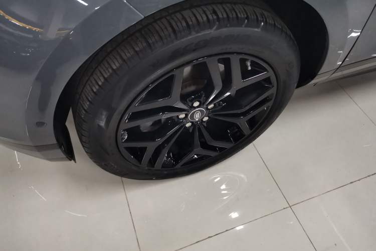 Used Land Rover Range Evoque 2021 Range Rover Velar 249 PS R-Dynamic S Performance Edition Exterior 4