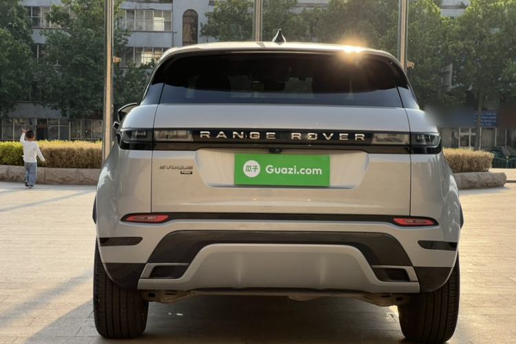 Used Land Rover Range Evoque 2021 Range Rover Velar L 249PS R-Dynamic First Edition Exterior 6