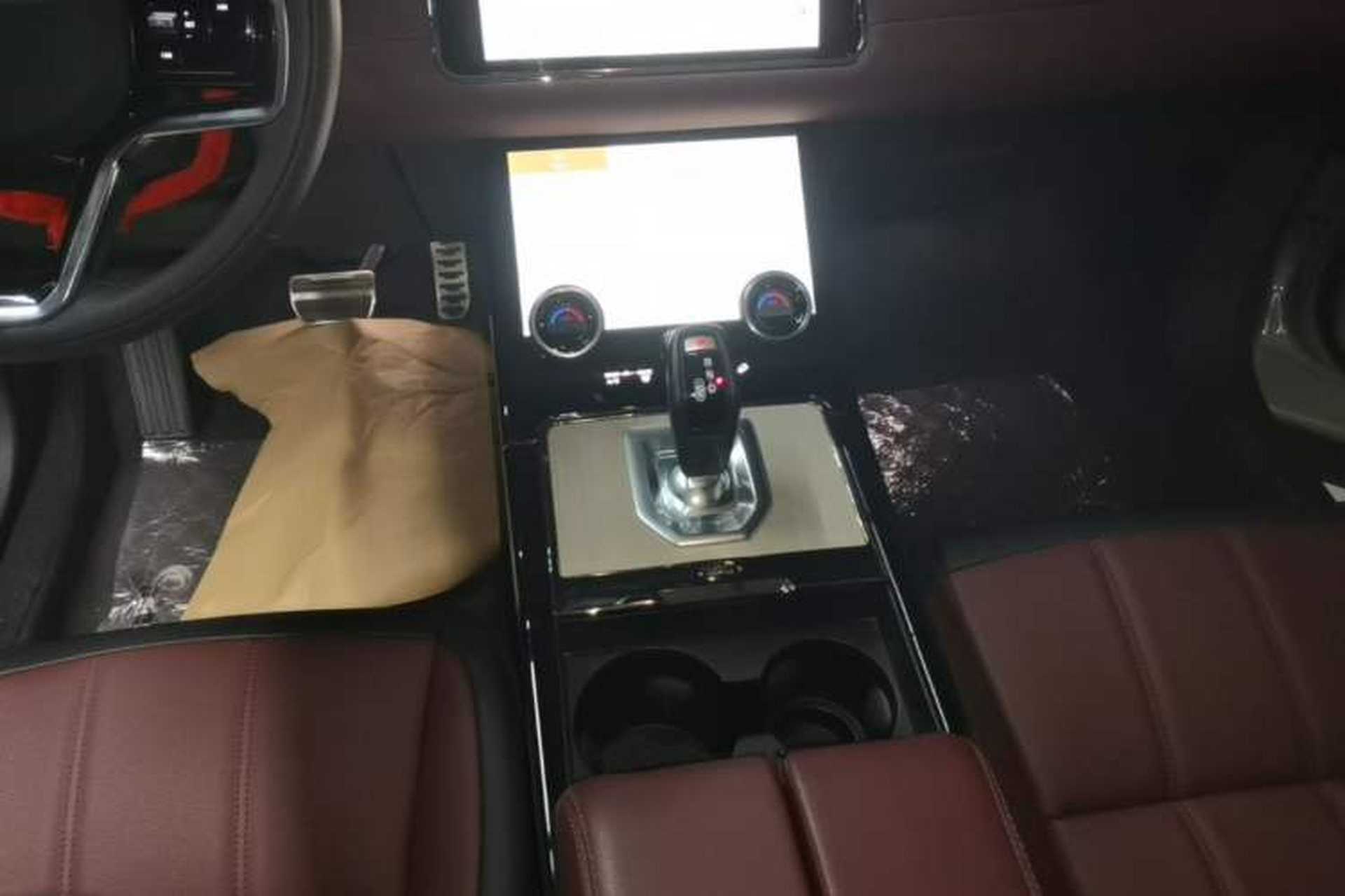 Used Land Rover Range Evoque 2021 Range Rover L 249 PS R-Dynamic SE Luxury Edition Gear Lever