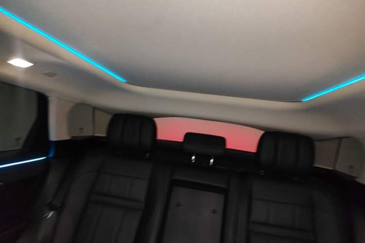 Used Land Rover Range Evoque 2021 Range Rover L 249 PS R-Dynamic SE Luxury Edition Headliner
