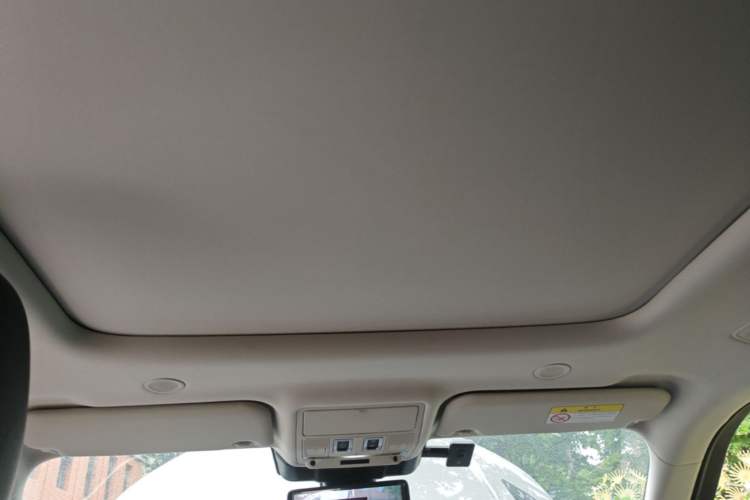 Used Land Rover Range Evoque 2021 Range Rover Evoque 200 PS R-Dynamic Standard Elite Edition Headliner