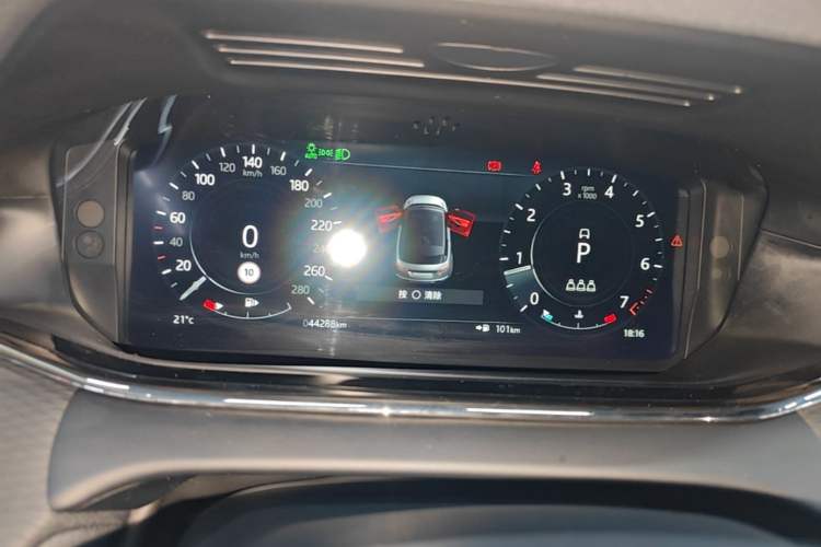 Used Land Rover Range Evoque 2021 Range Rover Evoque 200 PS R-Dynamic Standard Elite Edition Instrument Cluster