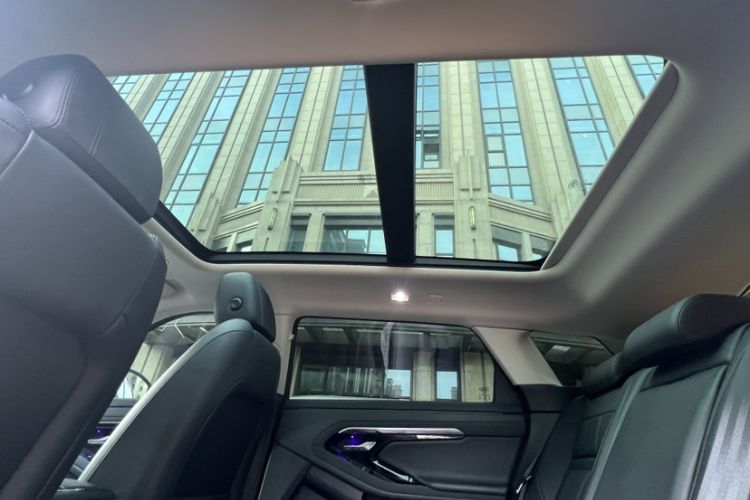 Used Land Rover Range Evoque 2021 Range Rover Evoque 200 PS R-Dynamic Standard Elite Edition Interior 10