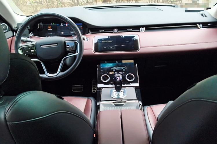 Used Land Rover Range Evoque 2021 Range Rover Velar L 249PS R-Dynamic First Edition Interior 2