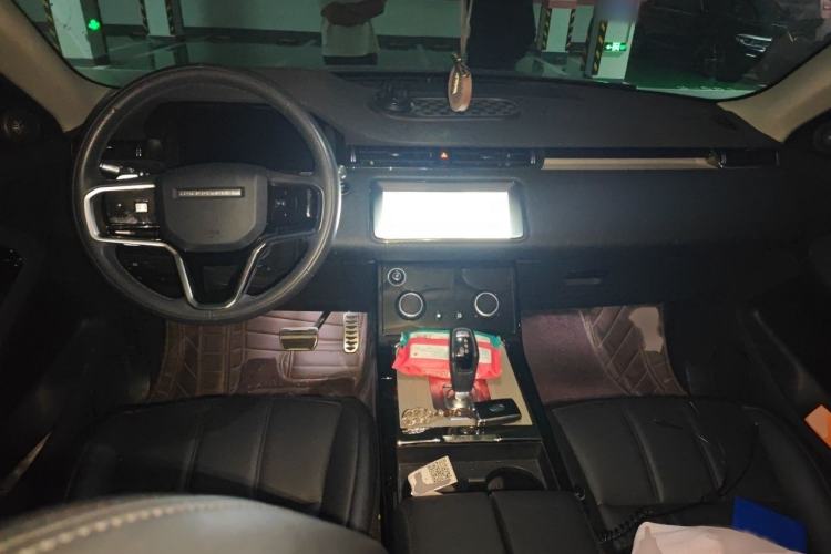 Used Land Rover Range Evoque 2021 Range Rover Velar 249 PS R-Dynamic S Performance Edition Interior 2