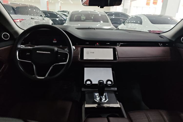 Used Land Rover Range Evoque 2021 Range Rover Velar L 249PS R-Dynamic First Edition Interior 3