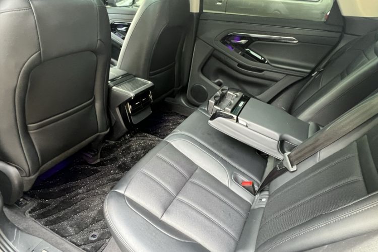 Used Land Rover Range Evoque 2021 Range Rover Evoque 200 PS R-Dynamic Standard Elite Edition Interior 3