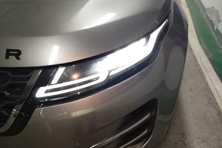 Used Land Rover Range Evoque 2021 Range Rover Evoque 200 PS R-Dynamic Standard Elite Edition Left Front Headlight
