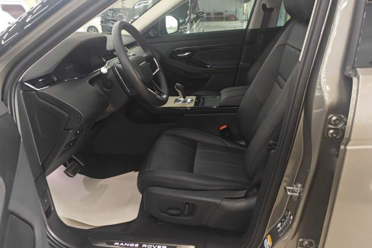Used Land Rover Range Evoque 2021 Range Rover Velar 249 PS R-Dynamic S Performance Edition Left Front Seat