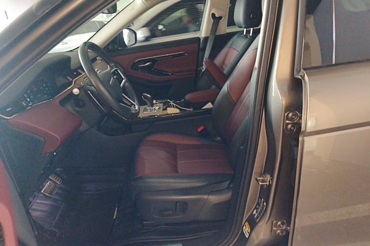 Used Land Rover Range Evoque 2021 Range Rover L 249 PS R-Dynamic SE Luxury Edition Left Front Seat
