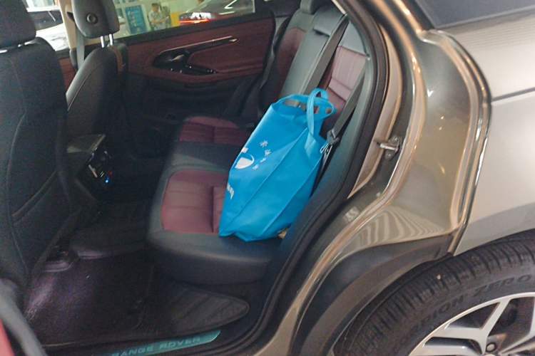 Used Land Rover Range Evoque 2021 Range Rover L 249 PS R-Dynamic SE Luxury Edition Left Rear Seat