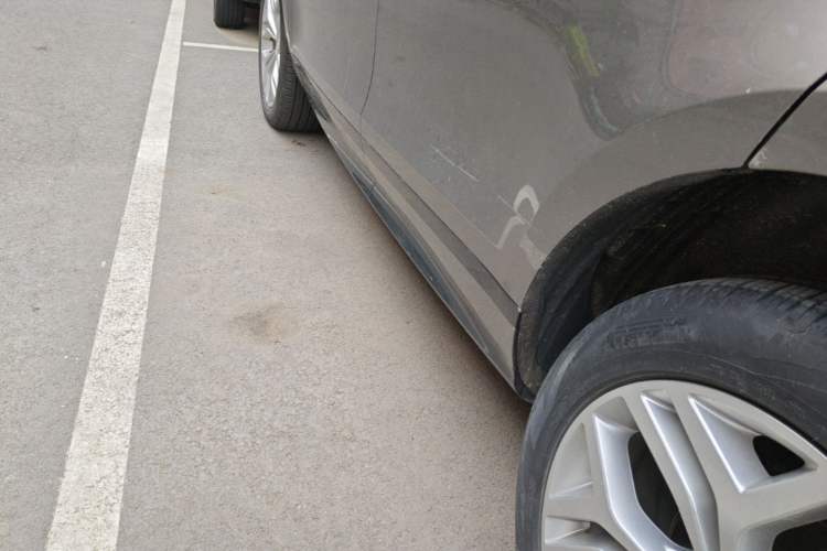 Used Land Rover Range Evoque 2021 Range Rover Evoque 200 PS R-Dynamic Standard Elite Edition Left Side Sill