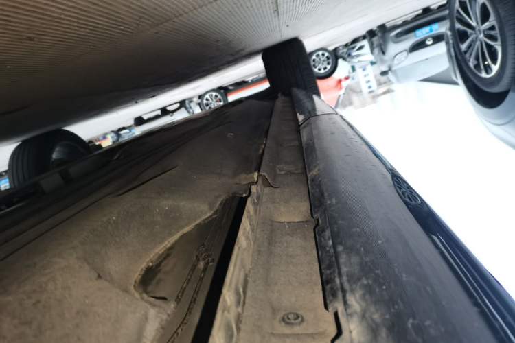Used Land Rover Range Evoque 2021 Range Rover Velar L 249PS R-Dynamic First Edition Left Side Sill