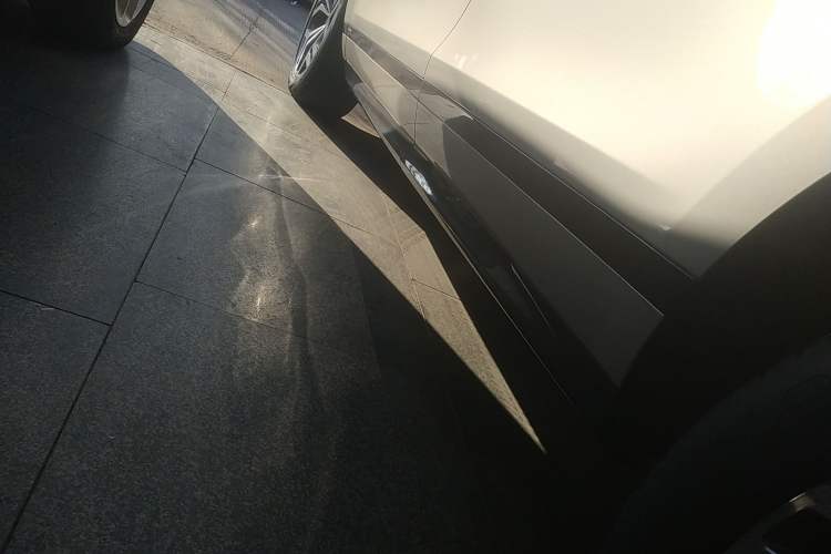 Used Land Rover Range Evoque 2021 Range Rover Velar 249 PS R-Dynamic S Performance Edition Left Side Sill