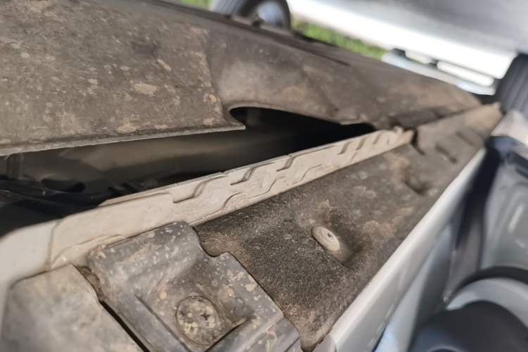 Used Land Rover Range Evoque 2021 Range Rover Velar L 249PS R-Dynamic First Edition Left Side Sill