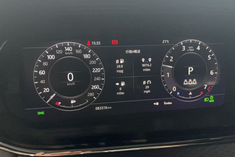 Used Land Rover Range Evoque 2021 Range Rover Velar 249 PS R-Dynamic S Performance Edition Odometer Close Up