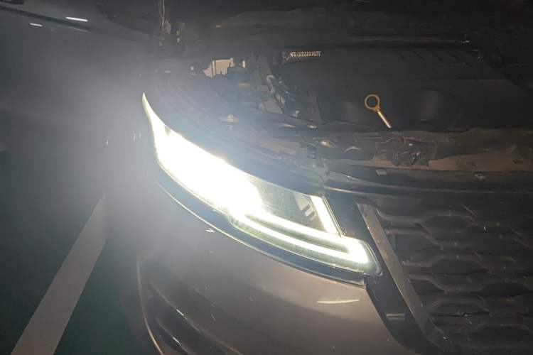 Used Land Rover Range Evoque 2021 Range Rover Velar 249 PS R-Dynamic S Performance Edition Right Front Headlight