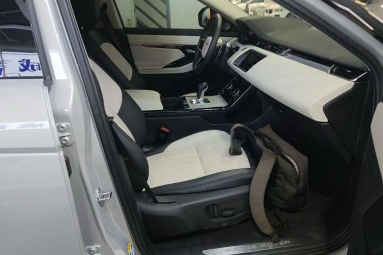 Used Land Rover Range Evoque 2021 Range Rover Velar 249 PS R-Dynamic S Performance Edition Right Front Seat