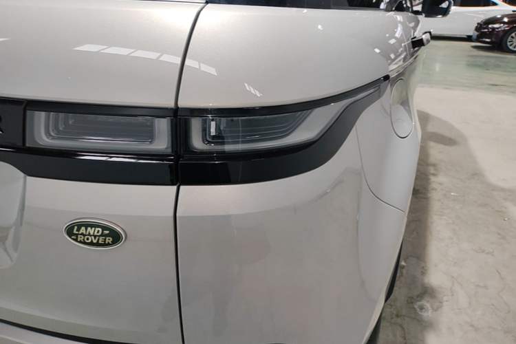 Used Land Rover Range Evoque 2021 Range Rover L 249 PS R-Dynamic SE Luxury Edition Right Rear Taillight