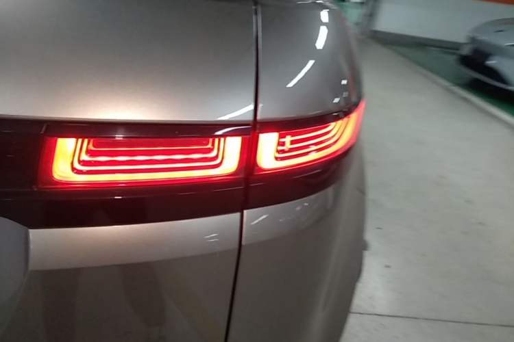 Used Land Rover Range Evoque 2021 Range Rover Evoque 200 PS R-Dynamic Standard Elite Edition Right Rear Taillight